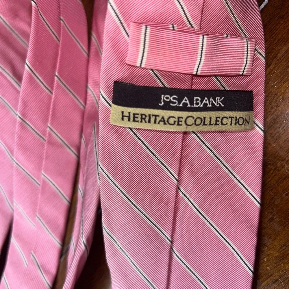 Jos. A. Bank Pink and White Striped Silk and cotton Tie NWT